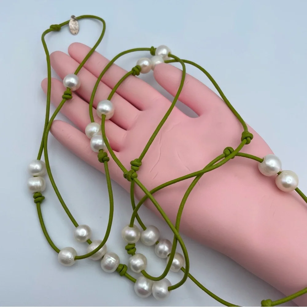 Stunning Tiffany Anne Freshwater Pearl Green Leather Necklace 27”